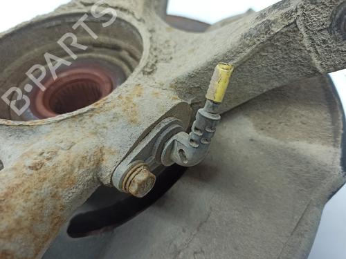 Right front steering knuckle KIA SPORTAGE II (JE_, KM_) 2.0 CRDi 4WD | BP15881668M26