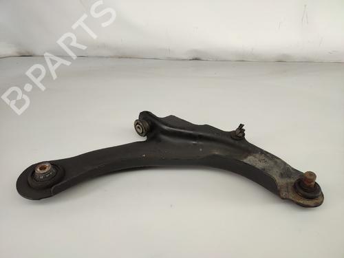 Used Right front suspension arm RENAULT CLIO II (BB_, CB_) 1.2 (BB0A, BB0F, BB10, BB1K, BB28, BB2D, BB2H, CB0A,... (58 hp) 15946237