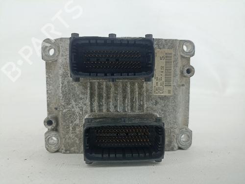 Centralina do motor FIAT PUNTO (188_) 1.2 16V 80 (188.233, .235, .253, .255, .333, .353, .639,... (80 hp) 15945182