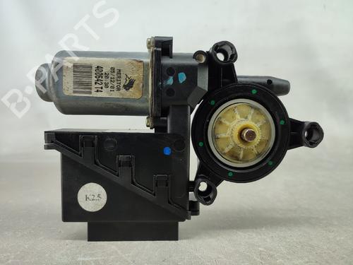 Vindusheismotor høyre foran VW POLO IV (9N_, 9A_) 1.2 12V (64 hp) 16142771