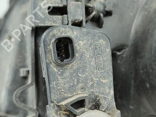 Right headlight KIA SPORTAGE II (JE_, KM_) 2.0 CRDi 4WD | BP15838759C29 