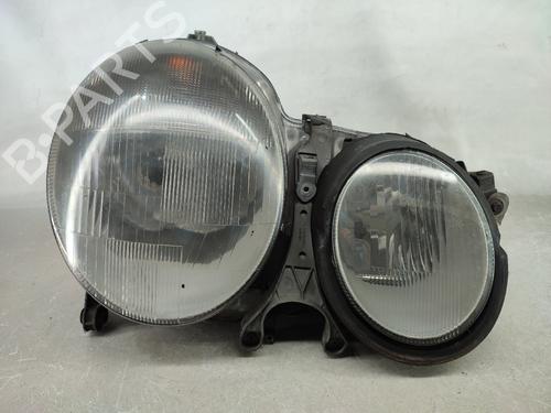 Right headlight MERCEDES-BENZ E-CLASS (W210) E 220 CDI (210.006) (136 hp) N/V