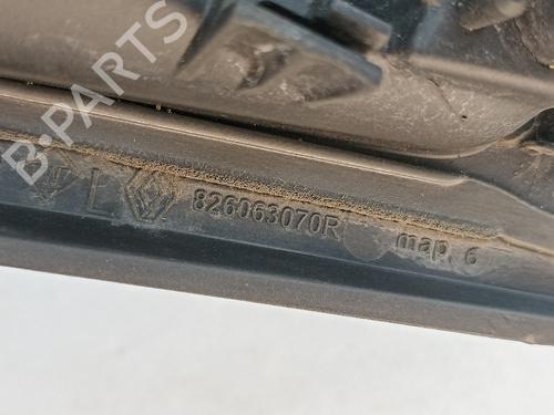 Klamka zewnętrzna drzwi tylnych lewych RENAULT ZOE (BFM_) ZOE | BP16568200C130 