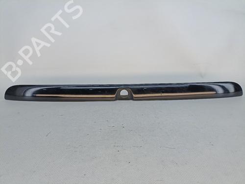 Door moulding trim AUDI A3 (8L1) 1.9 TDI 8D9827574