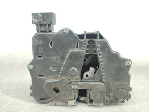 Used Front left lock OPEL CORSA E (X15) 1.3 CDTI (08, 68) (75 hp) 16953922