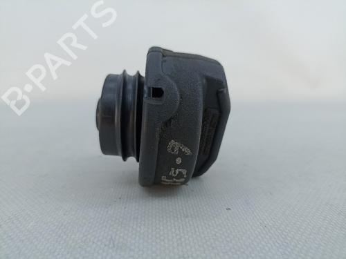 Fuel flap VW PASSAT B5 (3B2) 1.9 TDI | BP16989975C131 