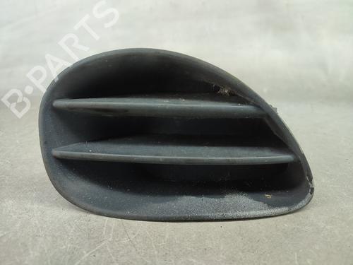 Grill TOYOTA YARIS (_P9_) 1.4 D-4D (NLP90_, NLP90R) LADO DIREITO