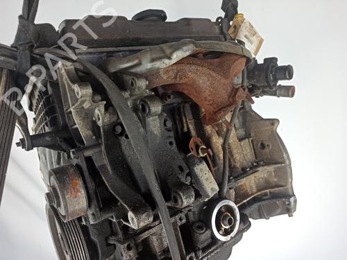 Motor PEUGEOT 206 Hatchback (2A/C) 1.1 i 11718718 | B-Parts