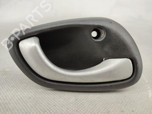 Used Front right interior door handle OPEL AGILA A (H00) 1.3 CDTI (F68) (70 hp) 17073205