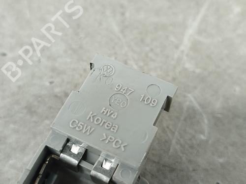 Interior roof light SEAT LEON ST (5F8) 1.6 TDI | BP17099704I8 