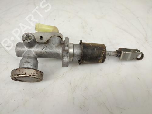 Used Clutch slave cylinder NISSAN PATHFINDER III (R51) 2.5 dCi 4WD (171 hp) 17107580