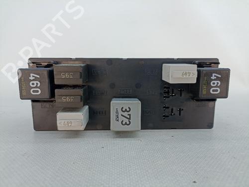 Sikringsdåse SEAT LEON (1P1) 1.9 TDI (105 hp) 17123470