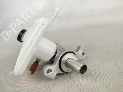 Brake master cylinder PEUGEOT 208 II (UB_, UP_, UW_, UJ_) 1.2 PureTech 75 | BP17233123M77 