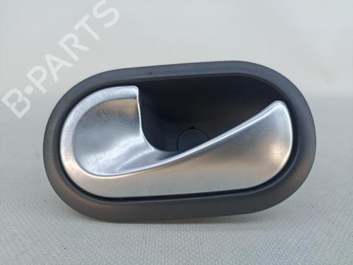 Venstre foran invendig håndtak RENAULT MODUS / GRAND MODUS (F/JP0_) 1.2 (JP0C, JP0K, FP0C, FP0K, FP0P, JP0P, JP0T) 310579