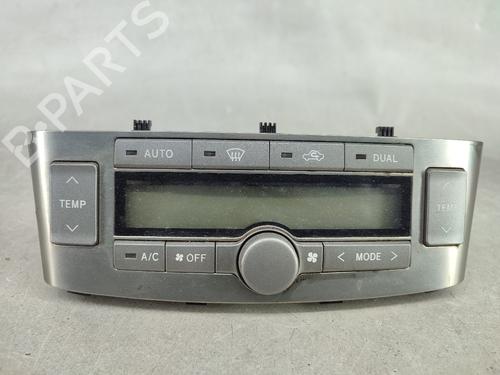 Climate control TOYOTA AVENSIS Estate (_T25_) 2.0 D-4D (CDT250_, CDT250R) 5590005160