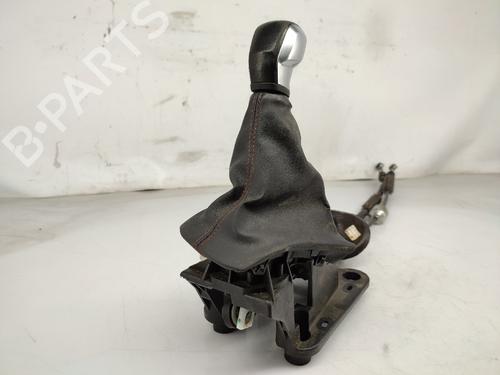 Gear lever PEUGEOT 208 I (CA_, CC_) 1.2 THP 110 | BP17329587M90