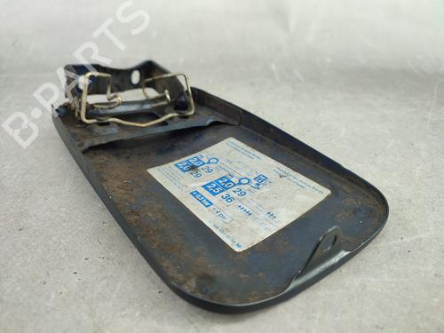 Fuel flap MERCEDES-BENZ 124 Saloon (W124) 200 D (124.120) | BP17338026C131 