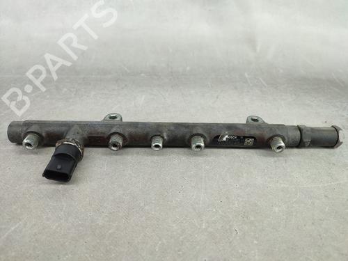 Injection rail RENAULT MEGANE II Estate (KM0/1_) 1.9 dCi (KMRG, KM1G, KM0G, KM2C) 8200347176