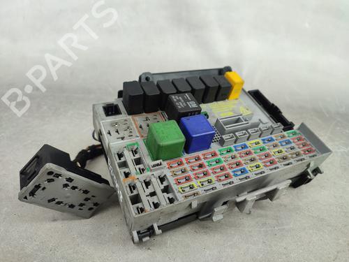 Fuse box OPEL ZAFIRA A MPV (T98) 2.0 DTI 16V (F75) | BP17442481E1 