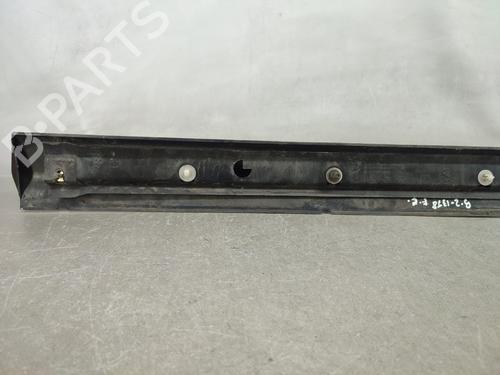 Door moulding trim OPEL ZAFIRA A MPV (T98) 2.0 DTI 16V (F75) | BP17442484C150 