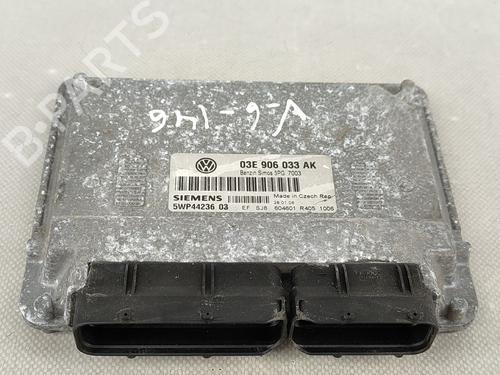 Computer motormanagement VW POLO IV (9N_, 9A_) 1.2 12V (64 hp) 17442576