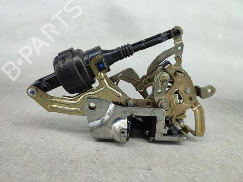 Rear right lock MERCEDES-BENZ E-CLASS (W210) E 220 CDI (210.006) 2027300635