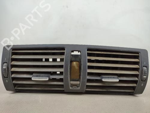 Used Air vent BMW 1 Coupe (E82) 120 d (177 hp) 17573828
