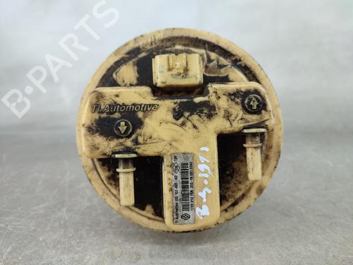 Used Fuel pump RENAULT CLIO IV (BH_) 1.5 dCi 90 (90 hp) 17620010