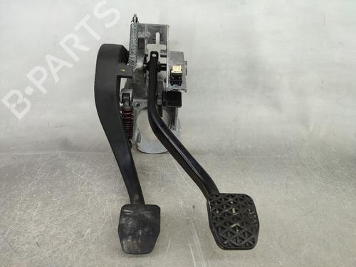 Used Pedal BMW 1 (F20) [2011-2019]  17620212