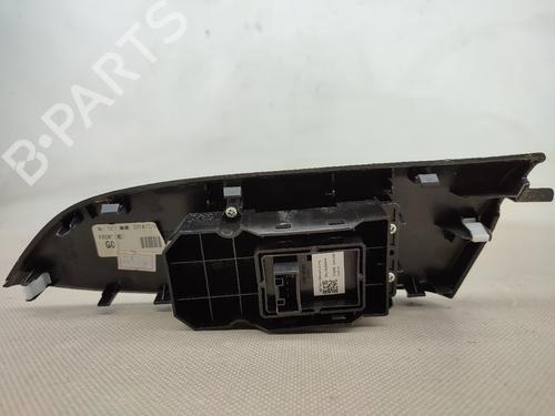 Right front window switch HONDA JAZZ IV (GK_) 1.5 | BP17664246I26