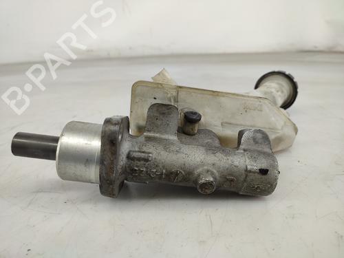 Used Brake master cylinder NISSAN MICRA III (K12) 1.2 16V (80 hp) 17619968
