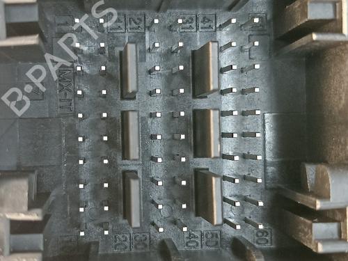 Fuse box OPEL GRANDLAND / GRANDLAND X (A18, P1UO) 1.5 Turbo D (75) | BP17858383E1 