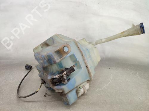Windscreen washer tank VOLVO XC90 I (275) D5 AWD | BP17964308C113