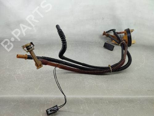 Fuel pump MERCEDES-BENZ C-CLASS (W203) C 270 CDI (203.016) | BP17964076M76 