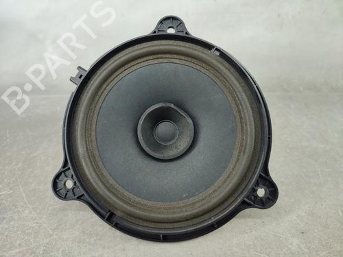 Speaker NISSAN QASHQAI / QASHQAI +2 I (J10, NJ10, JJ10E) 2.0 TRAS DIREITO