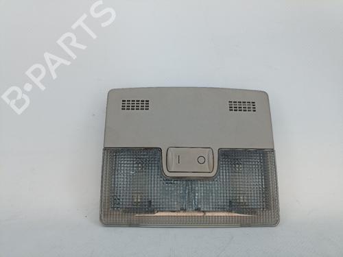 Lampa oświetlenia wnętrza AUDI A6 C5 Avant (4B5) 2.5 TDI 4B0947105C