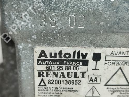 ECU airbags RENAULT LAGUNA II Grandtour (KG0/1_) 1.9 dCi (KG0G) | BP18357299M53