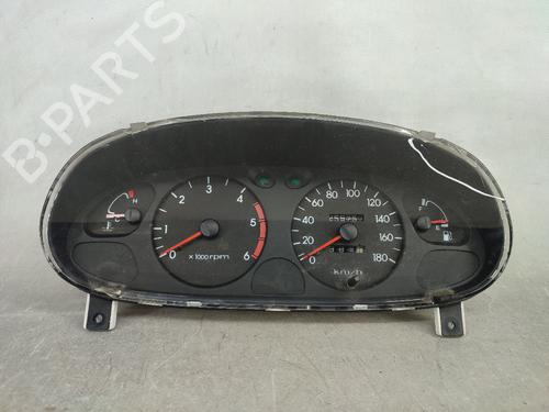 Instrument cluster HYUNDAI H-1 Van (A1) 2.5 TD PLASTICO FRENTE RACHADO 