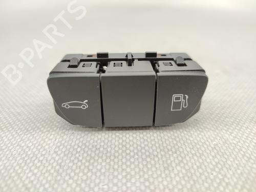 BP18642159I30 main image
