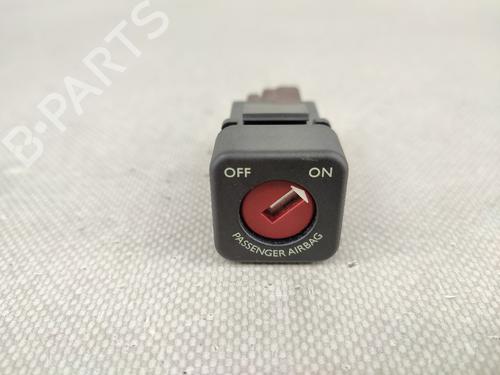 BP18642131I30 main image