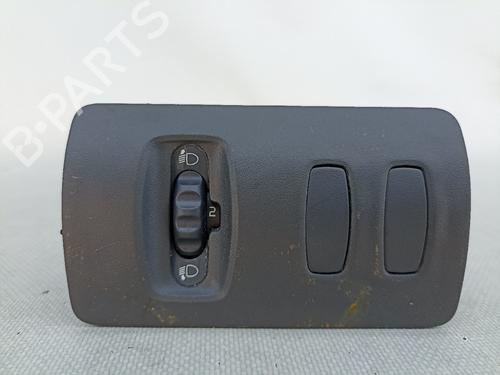 Used Switch RENAULT CLIO III (BR0/1, CR0/1) 1.5 dCi (75 hp) 18606401