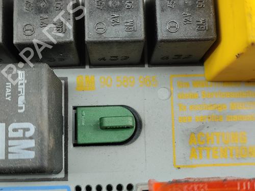 Fuse box OPEL ASTRA G Estate (T98) 1.4 16V (F35) | BP18739422E1 
