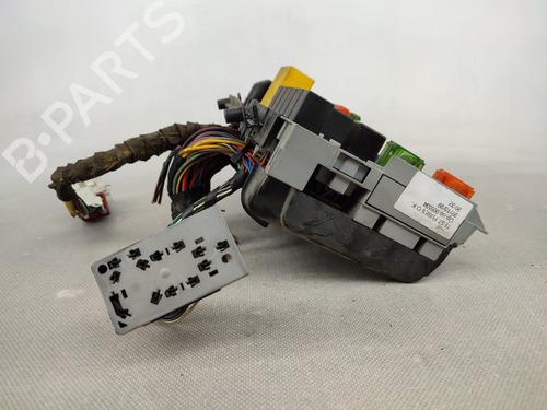 Fuse box OPEL ASTRA G Estate (T98) 1.4 16V (F35) | BP18739422E1 