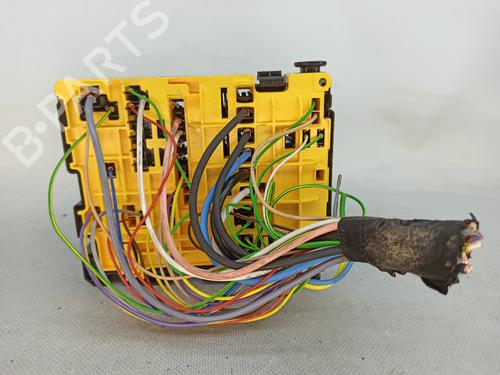 Fuse box PEUGEOT 208 I (CA_, CC_) 1.2 VTI 82 | BP18868155E1