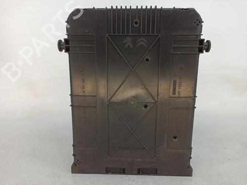 Fuse box PEUGEOT 208 I (CA_, CC_) 1.2 VTI 82 | BP18868156E1