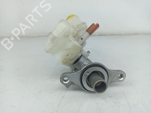Hovedbremsecylinder PEUGEOT 208 I (CA_, CC_) 1.2 VTI 82 | BP18868142M77 