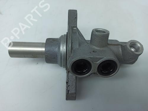 Brake master cylinder RENAULT TWINGO III (BCM_, BCA_) 1.0 SCe 70 | BP18876997M77 