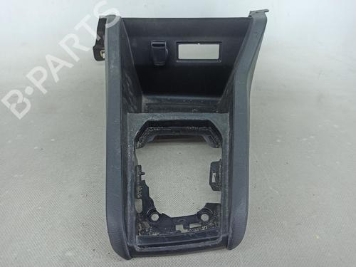 Middle console RENAULT CLIO V (B7_) 1.0 TCe 100 (B7MT) 969125709R
