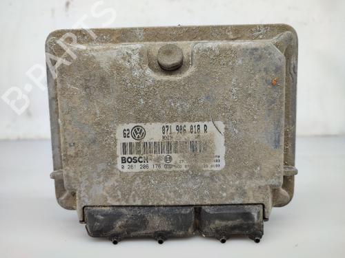 Centralina motore VW BORA I (1J2) 2.3 V5 0261206176