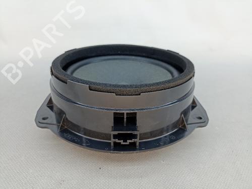 Used Speaker AUDI A3 Sportback (8VA, 8VF) 30 TDI (115 hp) 19043610